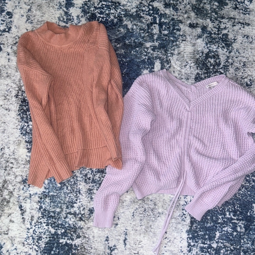 Cropped sweaters size S